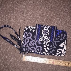 Vera Bradley wristlet wallet/phone holder NWOT